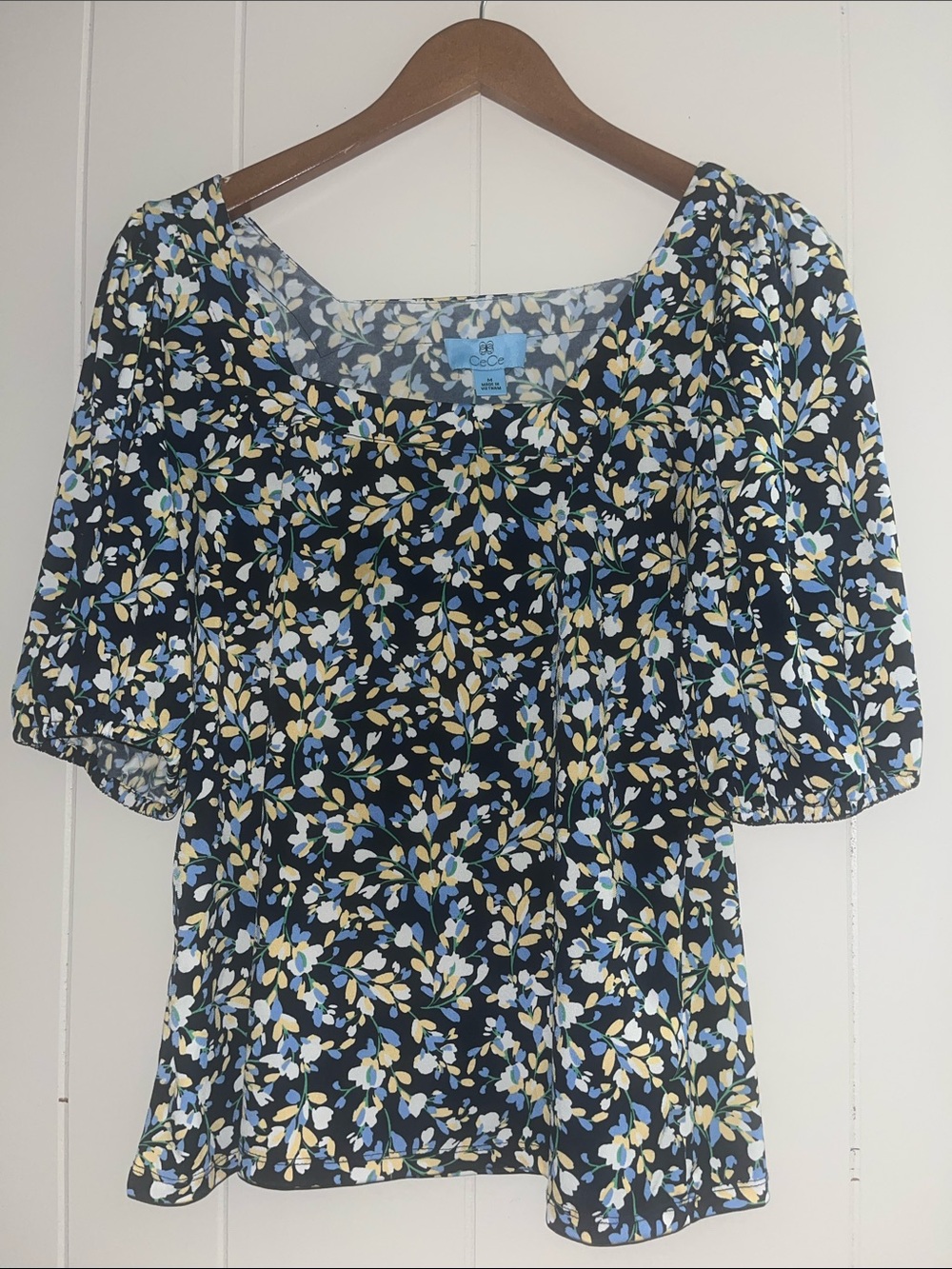 CeCe Black Floral Square-Neck Puff Sleeve Blouse